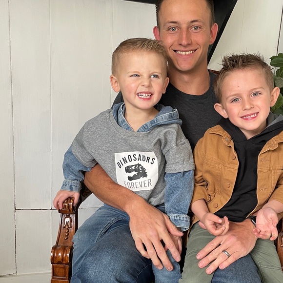 Dinosaur sweatshirt - Picture 3 of 4